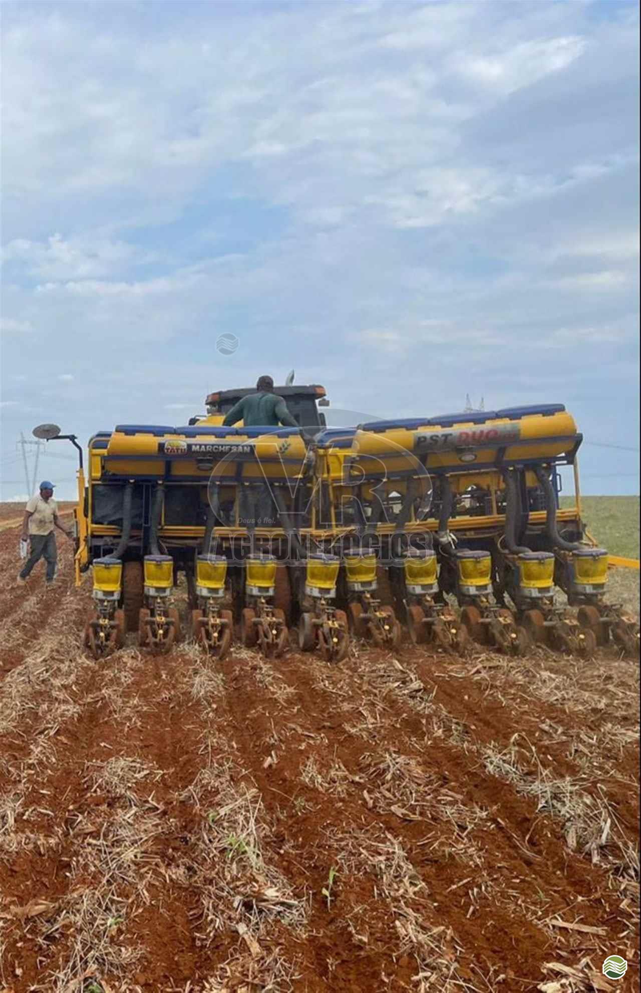 PLANTADEIRA TATU PST DUO FLEX VR Agronegócios ARAXA MINAS GERAIS MG